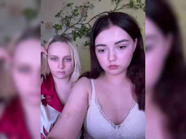 BellaAndAlice Sex Cam Show