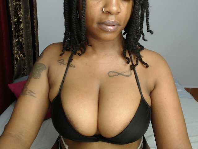 Naughty-nymph live cam on BongaCams