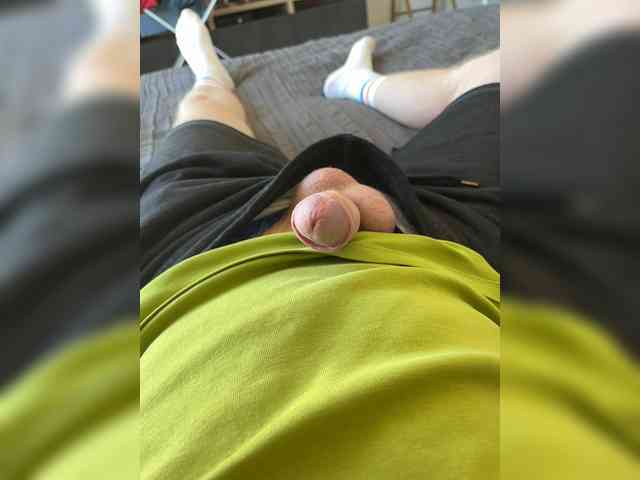 Yurgisss's cam show statistics and live stream