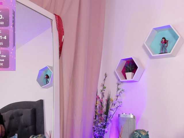 Kendallhot-1 live webcam show
