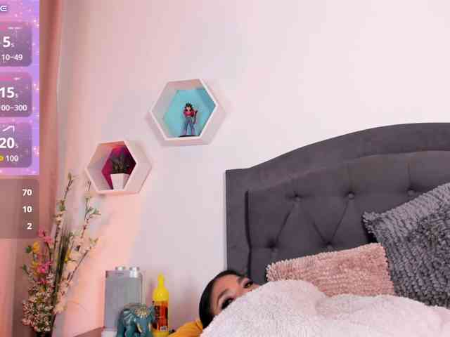Kendallhot-1