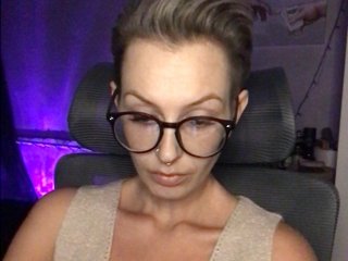 OhMyKosh Porn Show