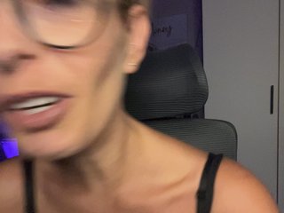 OhMyKosh Porn Show