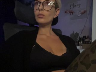 OhMyKosh Porn Show