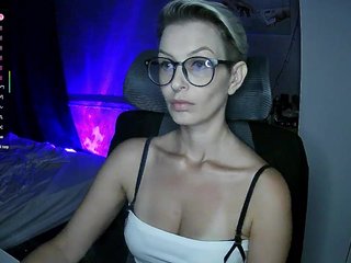 OhMyKosh Porn Show