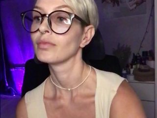 OhMyKosh Porn Show