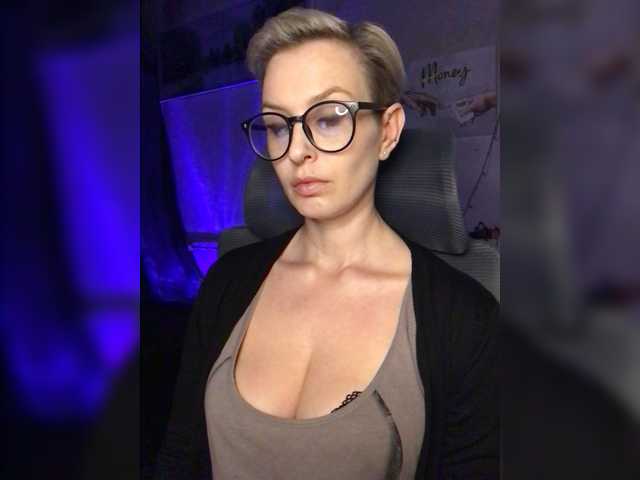  AlikBlack chat room