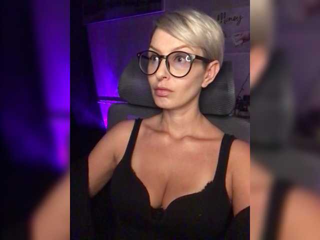 AlikBlack live cam on BongaCams