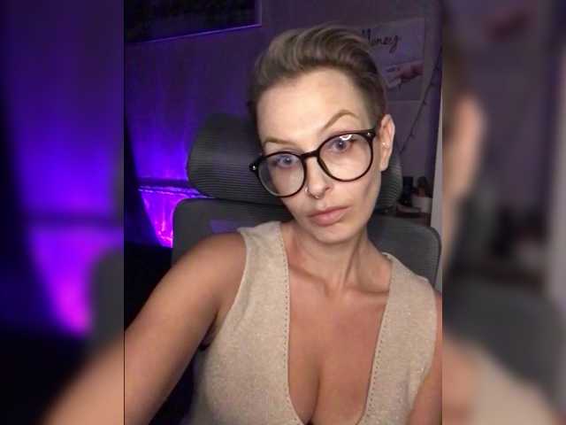 AlikBlack live cam on BongaCams