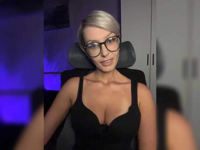 AlikBlack live cam on BongaCams