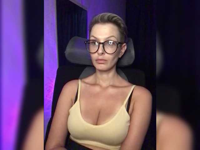 Ohmykosh live cam