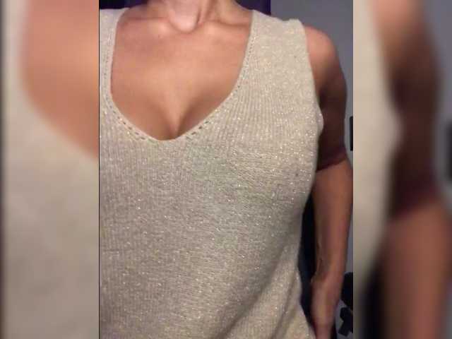 OhMyKosh live cam preview