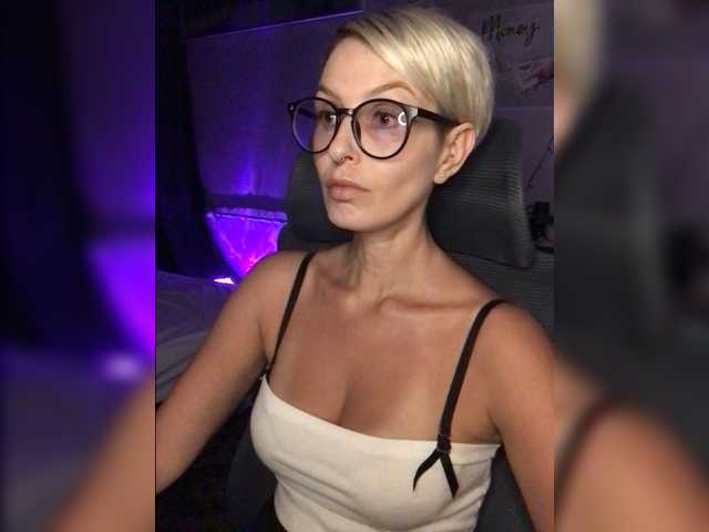 AlikBlack live cam on BongaCams