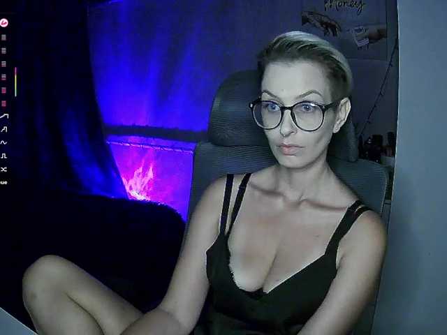 AlikBlack live cam on BongaCams