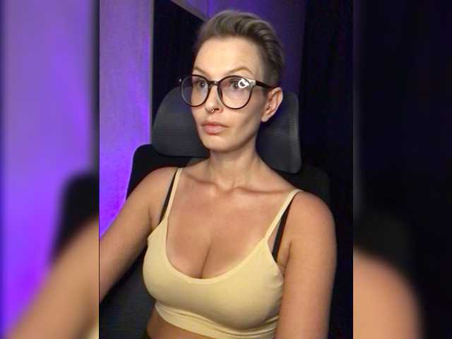 AlikBlack live cam on BongaCams