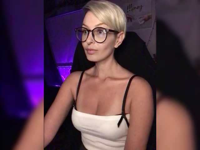 AlikBlack live cam on BongaCams