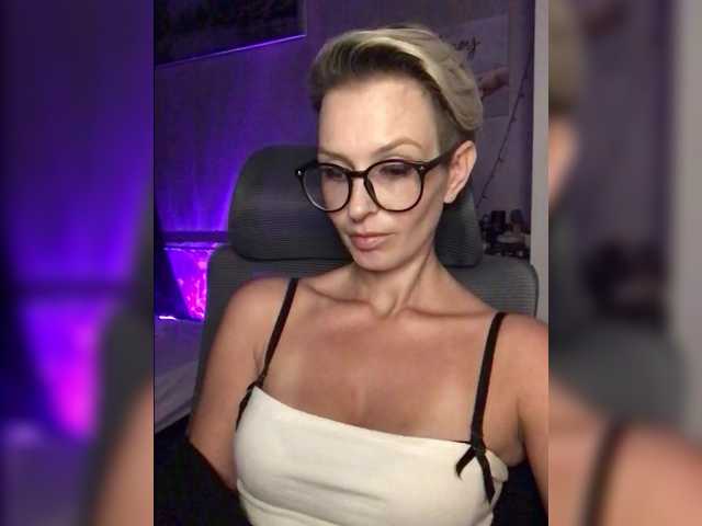 AlikBlack live cam on BongaCams