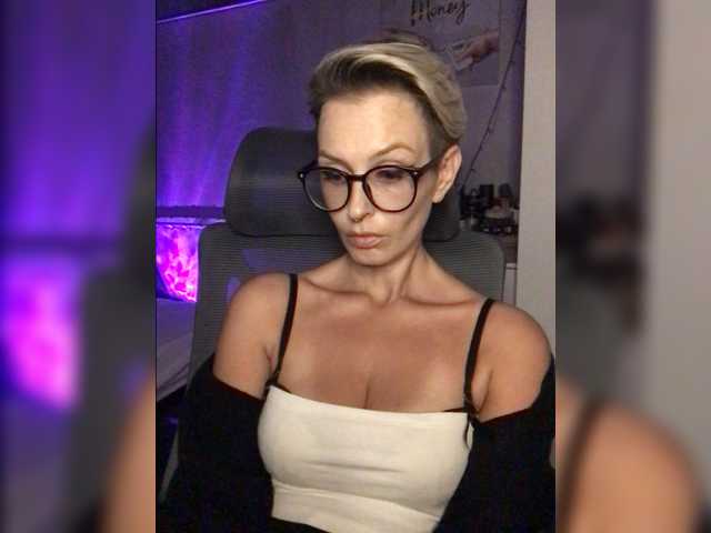 AlikBlack live cam on BongaCams