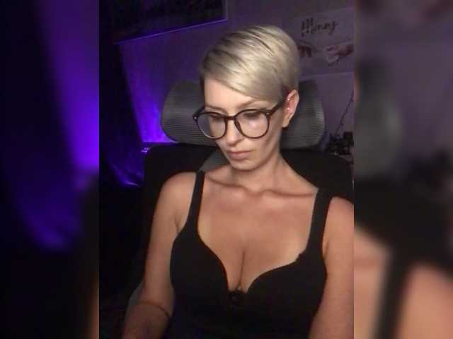 AlikBlack live cam on BongaCams