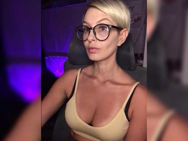AlikBlack live cam on BongaCams