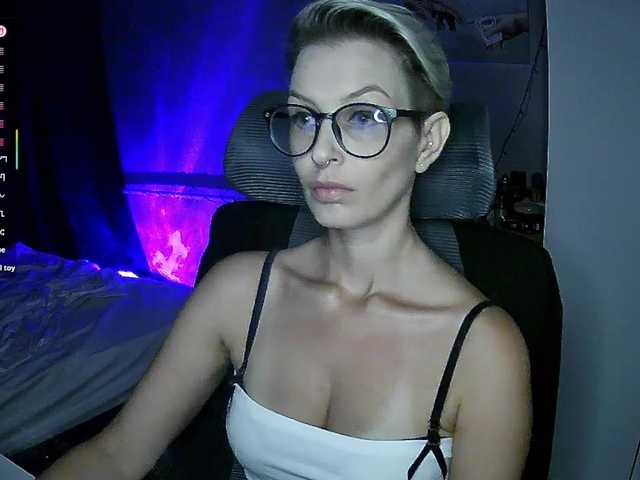AlikBlack live cam on BongaCams
