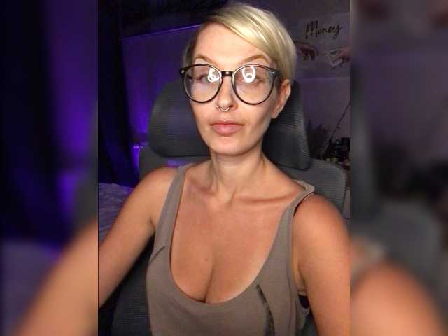 AlikBlack live cam on BongaCams