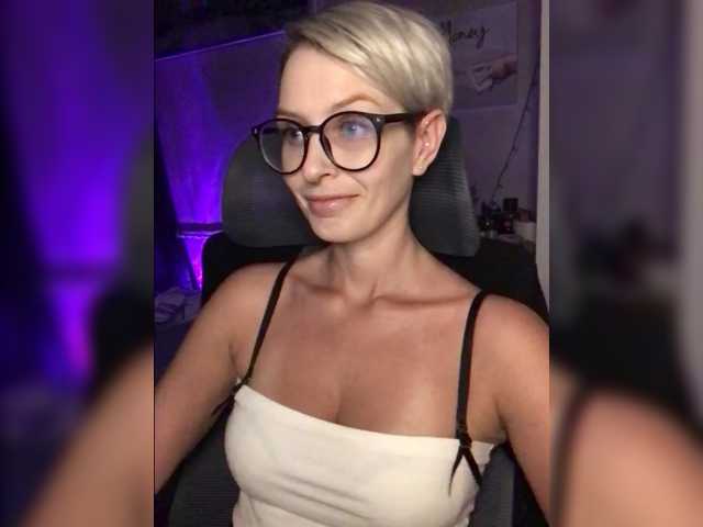 OhMyKosh live cam preview