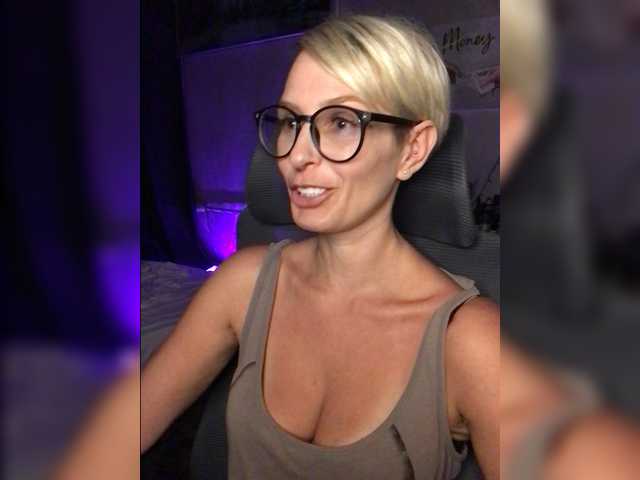 AlikBlack live cam on BongaCams