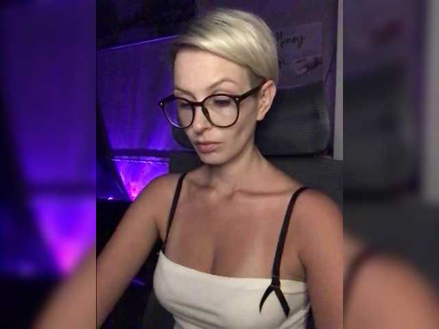 AlikBlack live cam on BongaCams