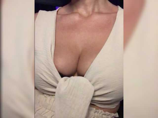 AlikBlack live cam on BongaCams