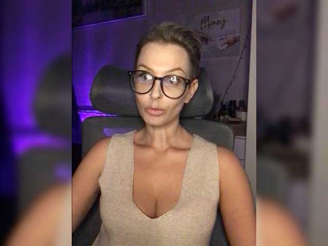 AlikBlack live cam on BongaCams
