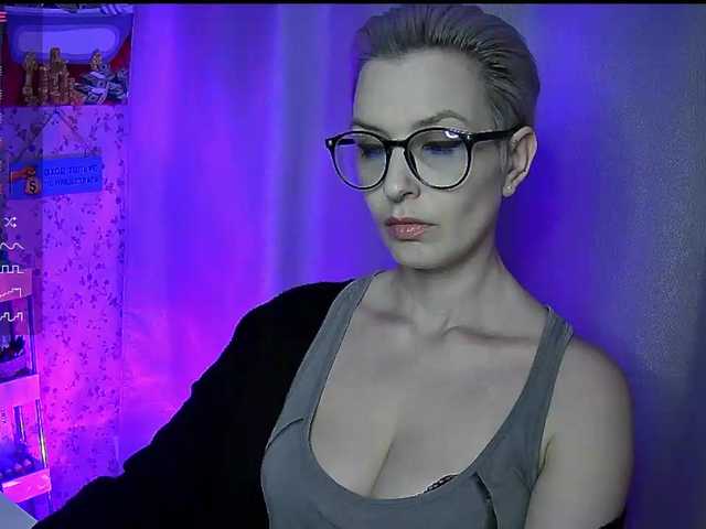 AlikBlack's BongaCams show and profile