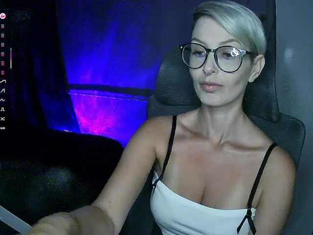AlikBlack live cam on BongaCams
