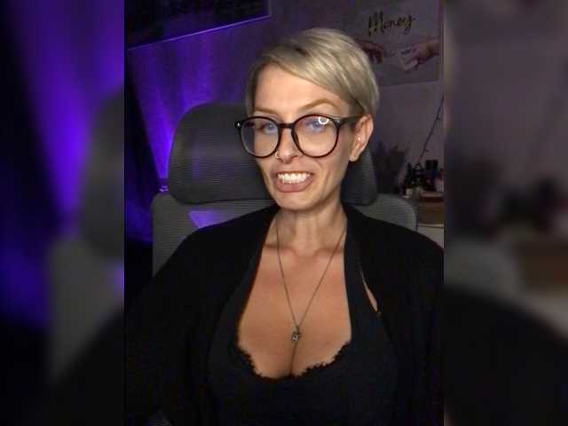 AlikBlack live cam on BongaCams