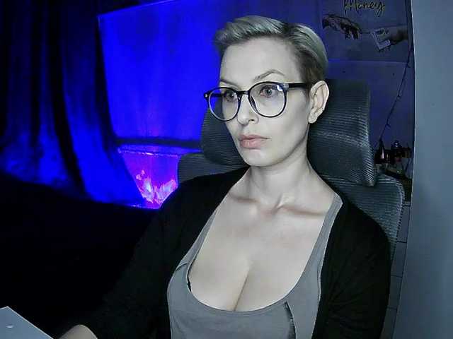 alikblack cam belle