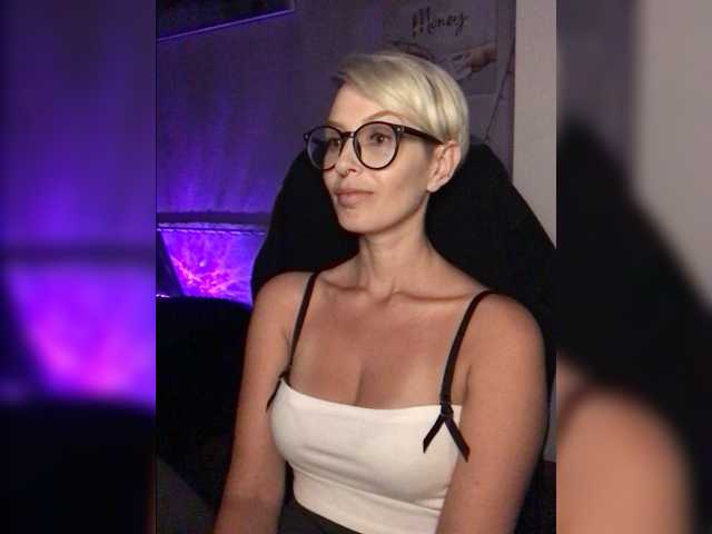 AlikBlack live cam on BongaCams