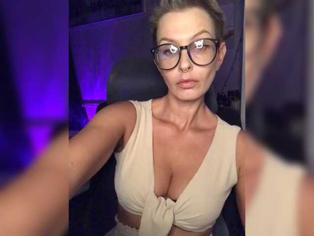AlikBlack live cam on BongaCams