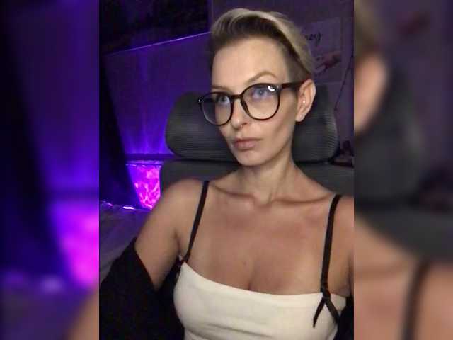 AlikBlack live cam on BongaCams