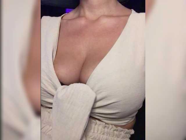AlikBlack live cam on BongaCams