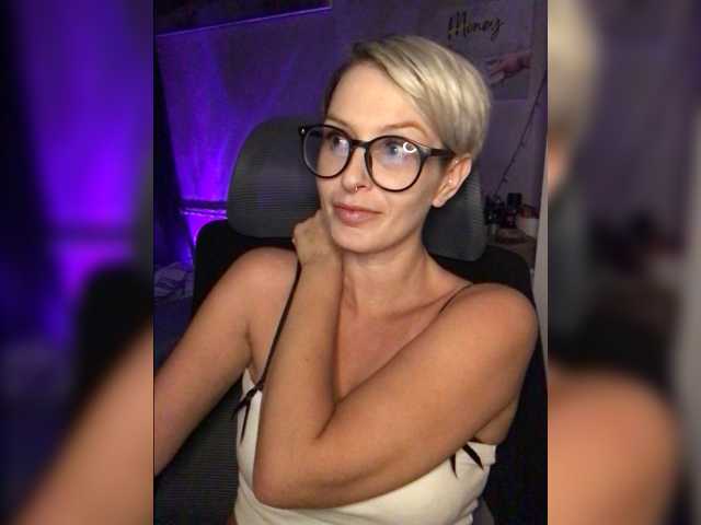 AlikBlack live cam on BongaCams