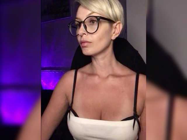 AlikBlack live cam on BongaCams