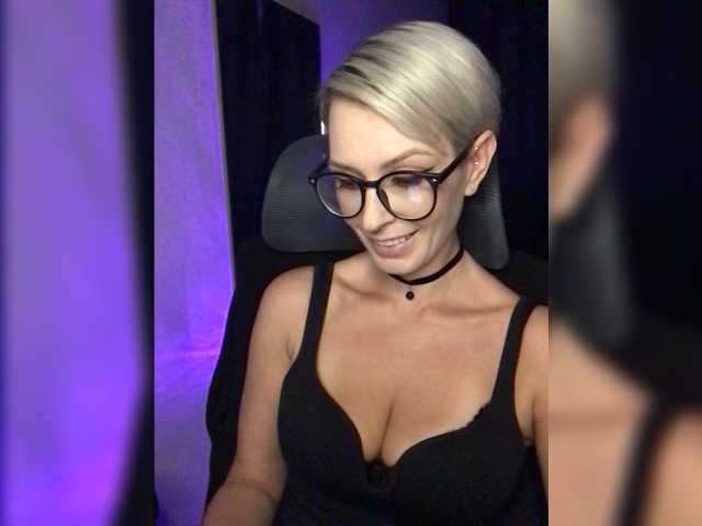 OhMyKosh live cam on BongaCams