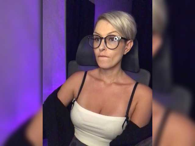 AlikBlack live cam on BongaCams