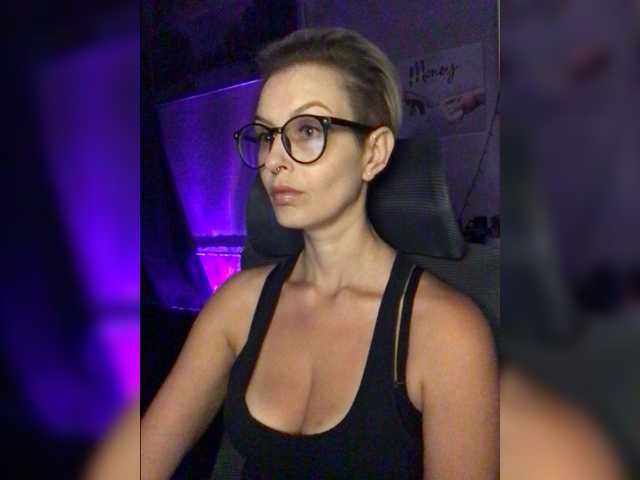 AlikBlack live cam on BongaCams