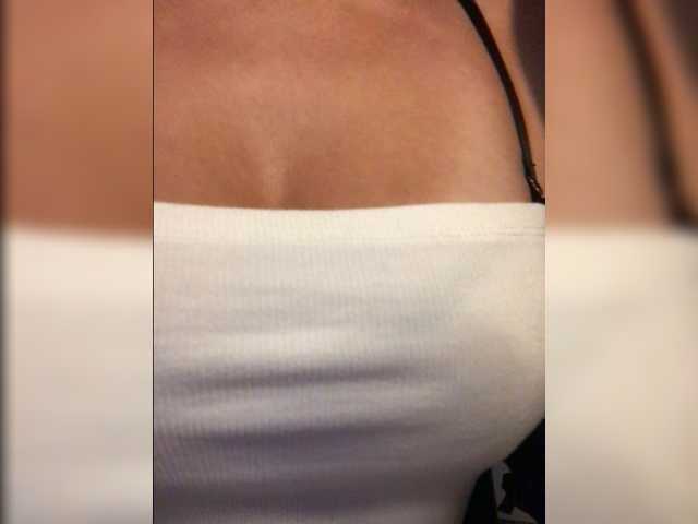 OhMyKosh live cam preview