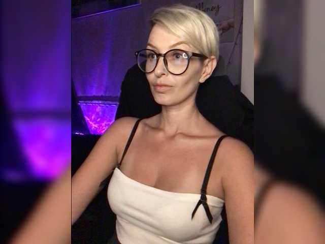 AlikBlack live cam on BongaCams