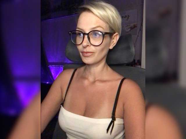 AlikBlack live cam on BongaCams