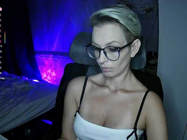 AlikBlack live cam on BongaCams