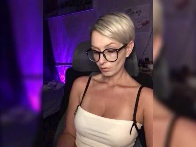 AlikBlack live cam on BongaCams