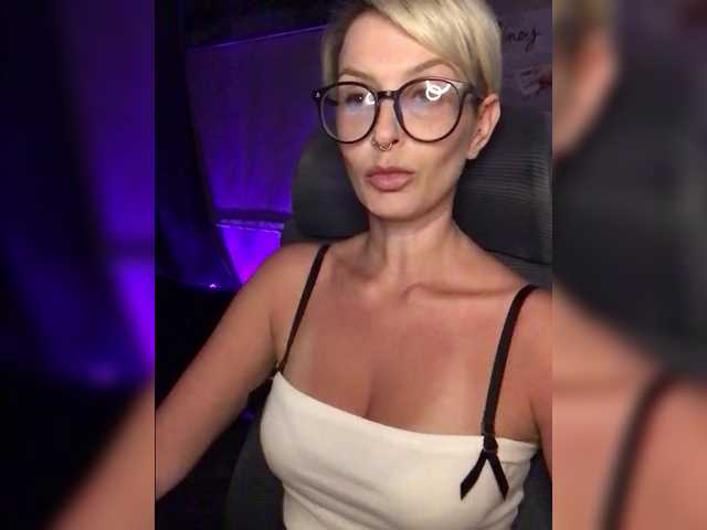 AlikBlack live cam on BongaCams